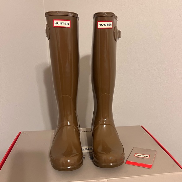 Hunter Women's Original Tall Gloss Rain Boots 7 - Picture 1 of 8